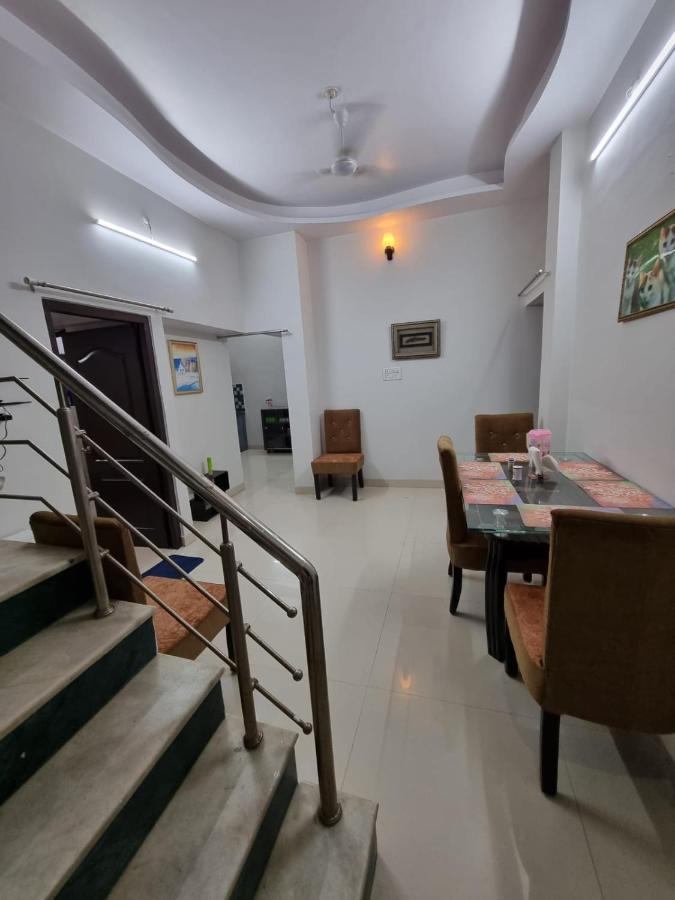 Leela Homestay Jabalpur - Lily - 2 Bhk Luxury Appartment 외부 사진